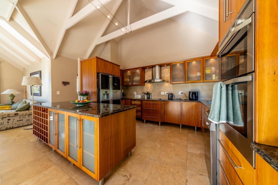 To Let 2 Bedroom Property for Rent in Onder Papegaaiberg Western Cape